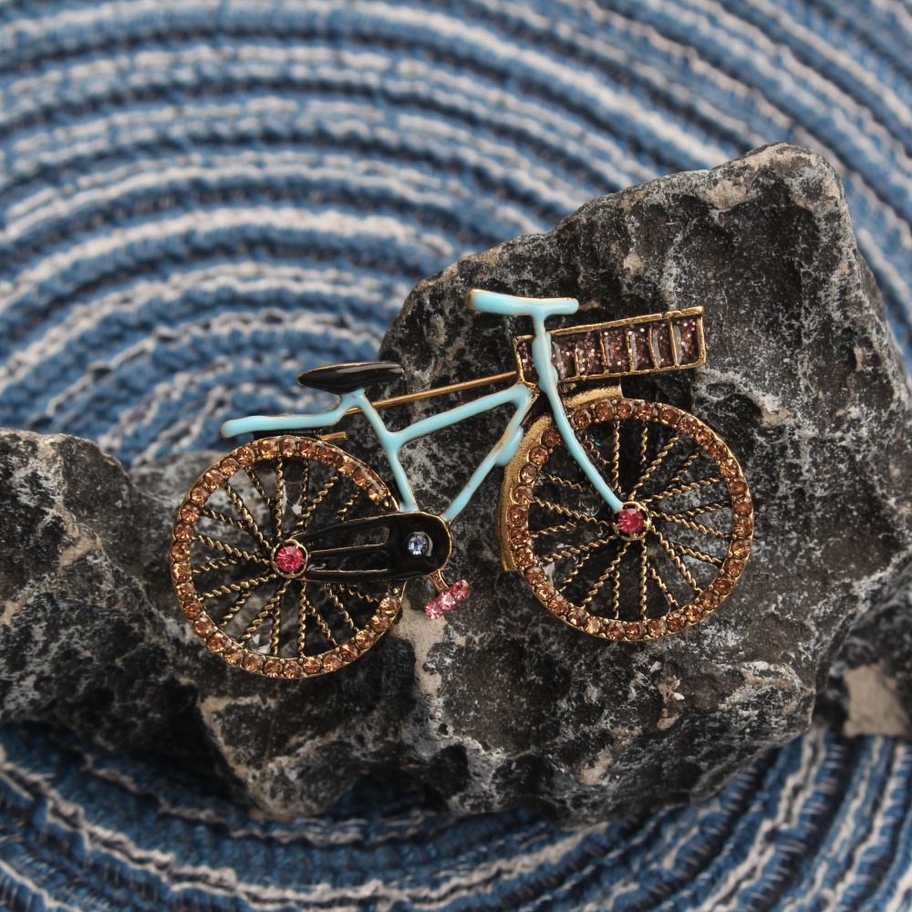 OESDPHS Bicycle Brooch - Retro Shaped Collar Accessory